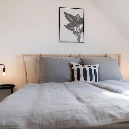 Moderne Kuestenbutze In Nordseenaehe Mildstedt