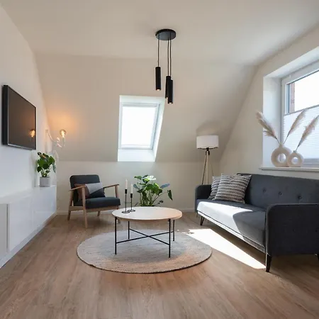 Moderne Kuestenbutze In Nordseenaehe